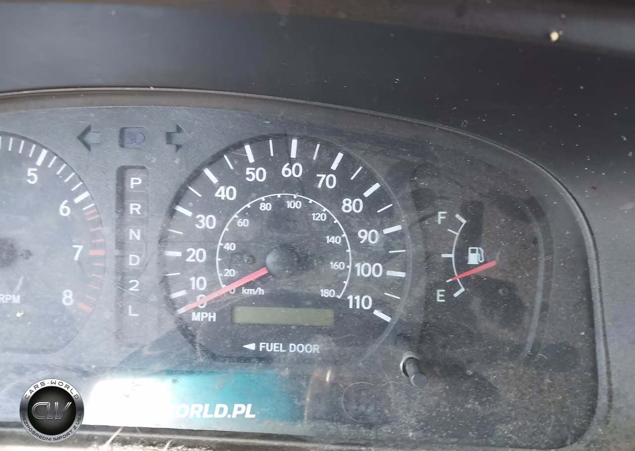 2000 Toyota Sienna Le VIN:4T3ZF13C5YU240234 - 7