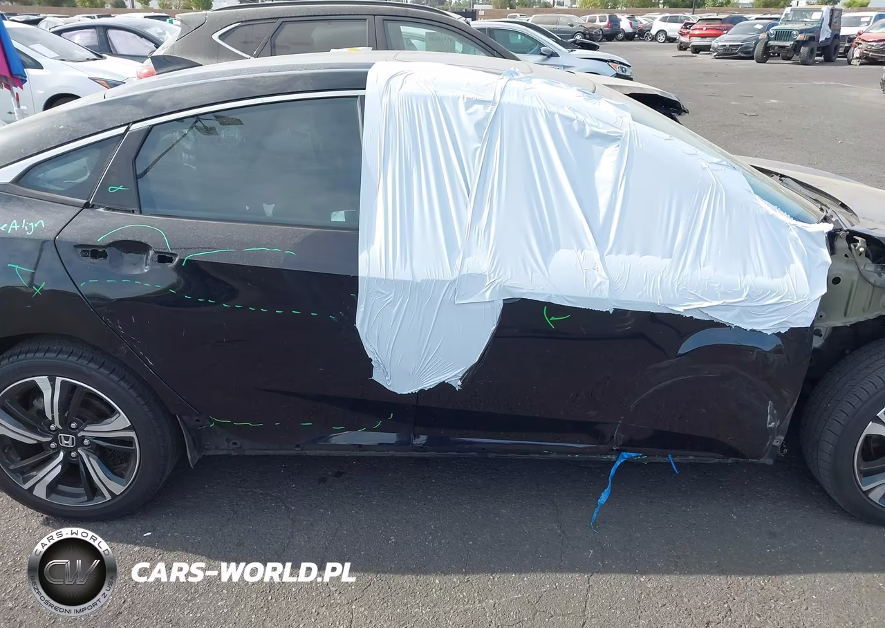 2016 Honda Civic Touring VIN:2HGFC1F93GH641311 - 14
