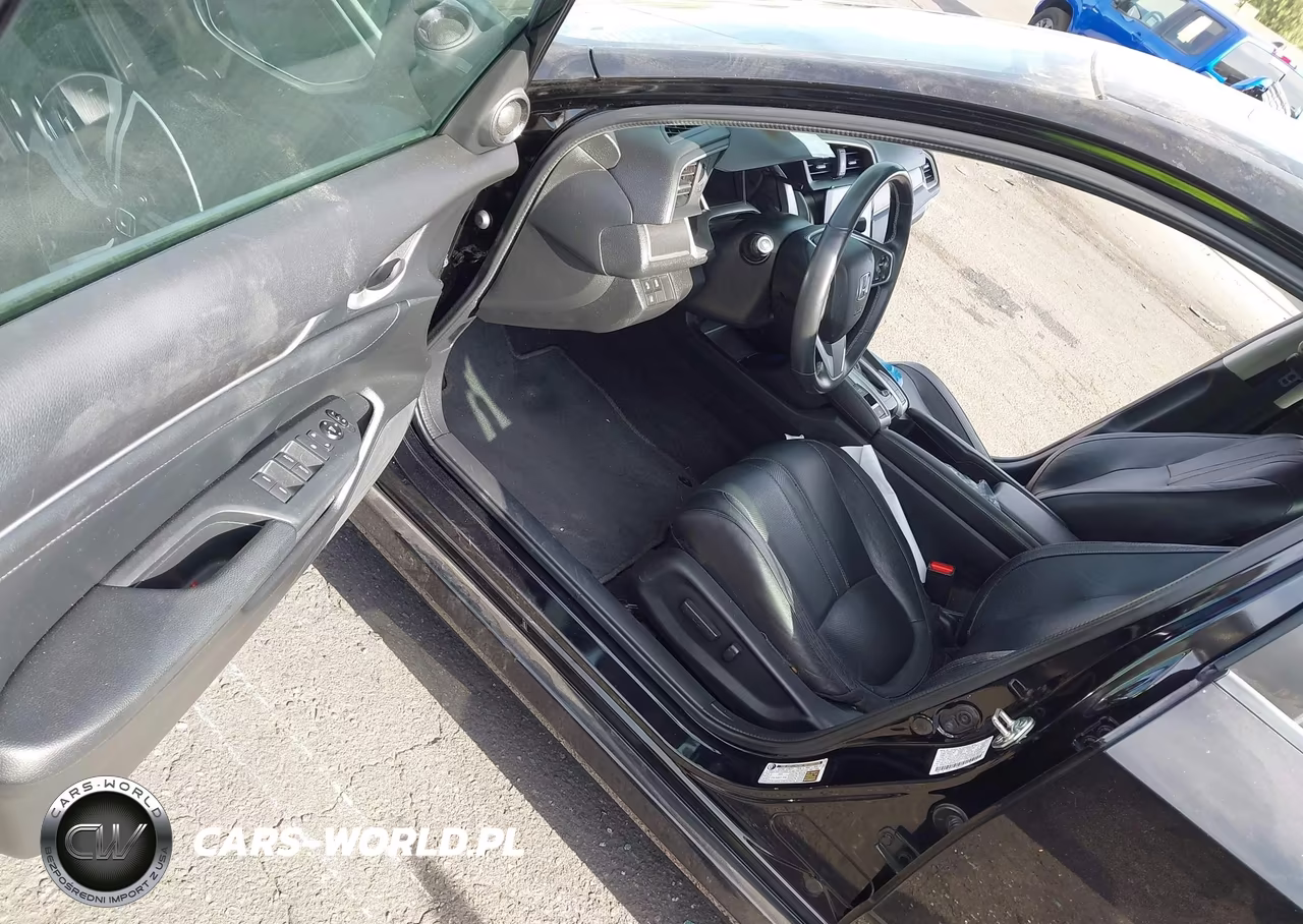 2016 Honda Civic Touring VIN:2HGFC1F93GH641311 - 5