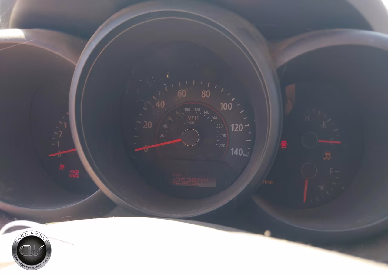 2010 Kia Soul + VIN:KNDJT2A26A7087693 - 7