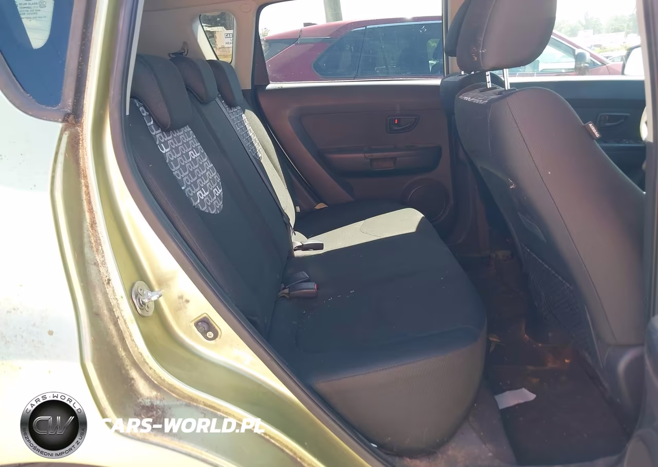 2010 Kia Soul + VIN:KNDJT2A26A7087693 - 8