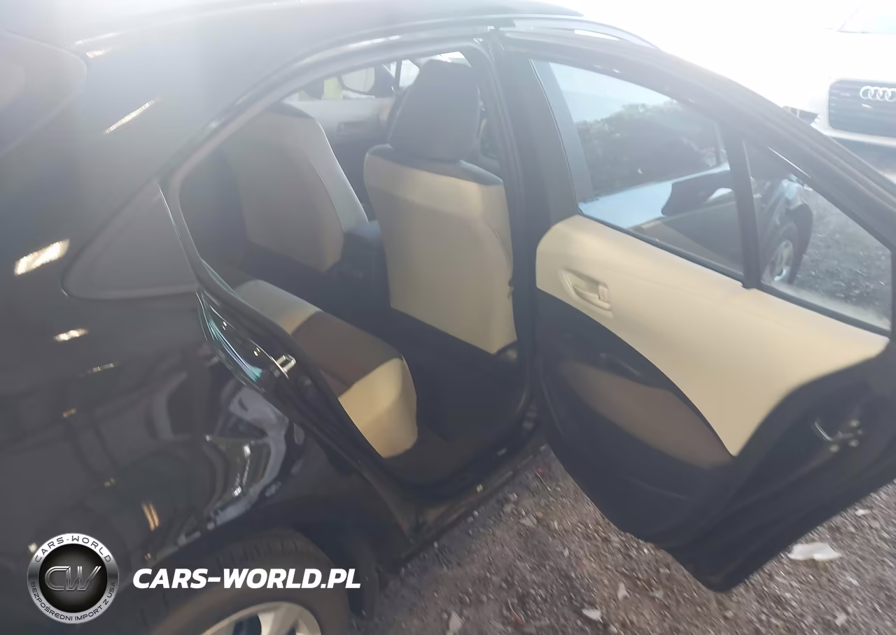 2026 Toyota Corolla Le VIN:5YFB4MDE7TP477173 - 8