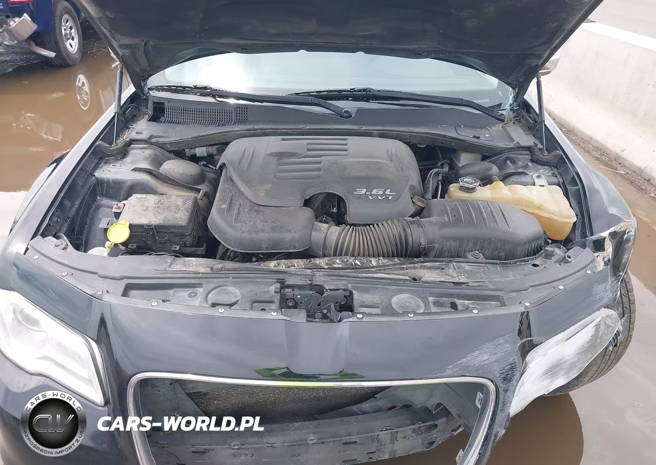 2018 Chrysler 300 Limited Awd VIN:2C3CCAKG9JH194999 - 10
