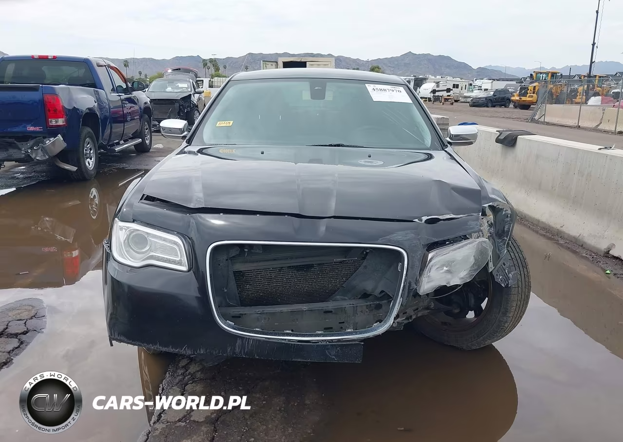 2018 Chrysler 300 Limited Awd VIN:2C3CCAKG9JH194999 - 13