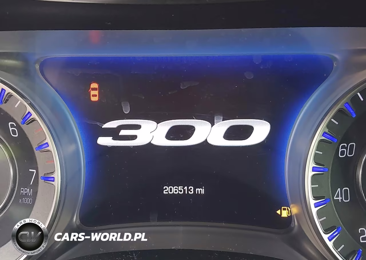 2018 Chrysler 300 Limited Awd VIN:2C3CCAKG9JH194999 - 16
