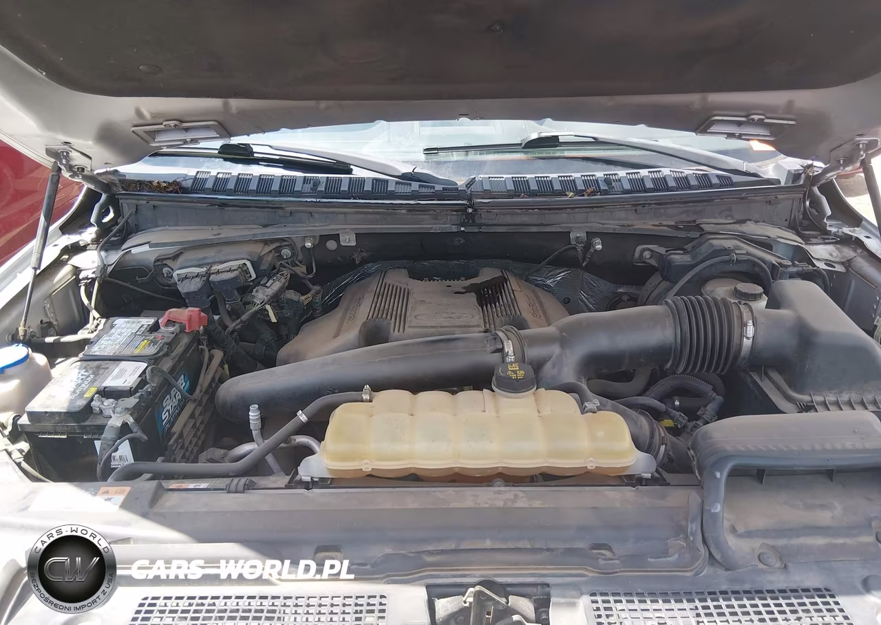 2018 Ford Expedition Xlt VIN:1FMJU1JT1JEA38988 - 10