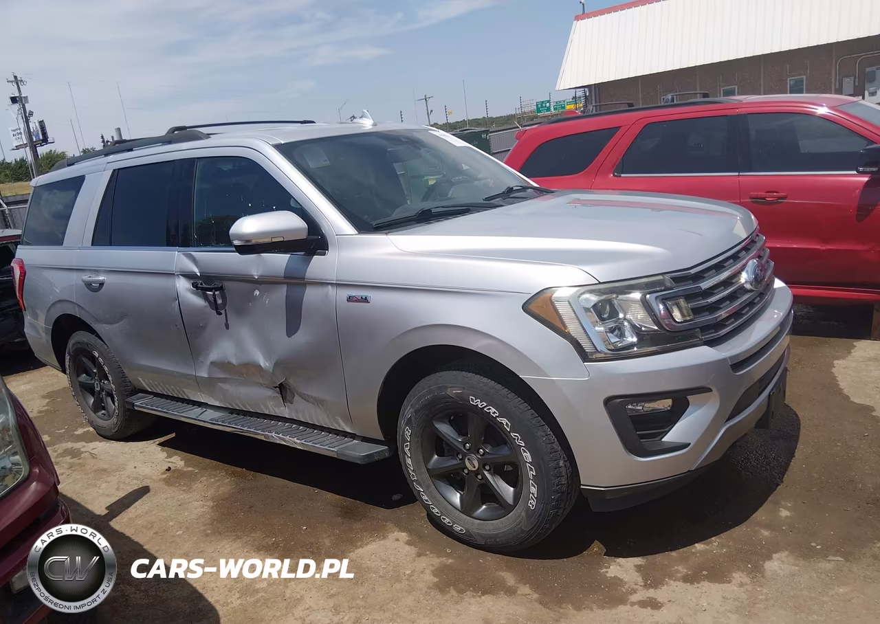 2018 Ford Expedition Xlt VIN:1FMJU1JT1JEA38988 - 13