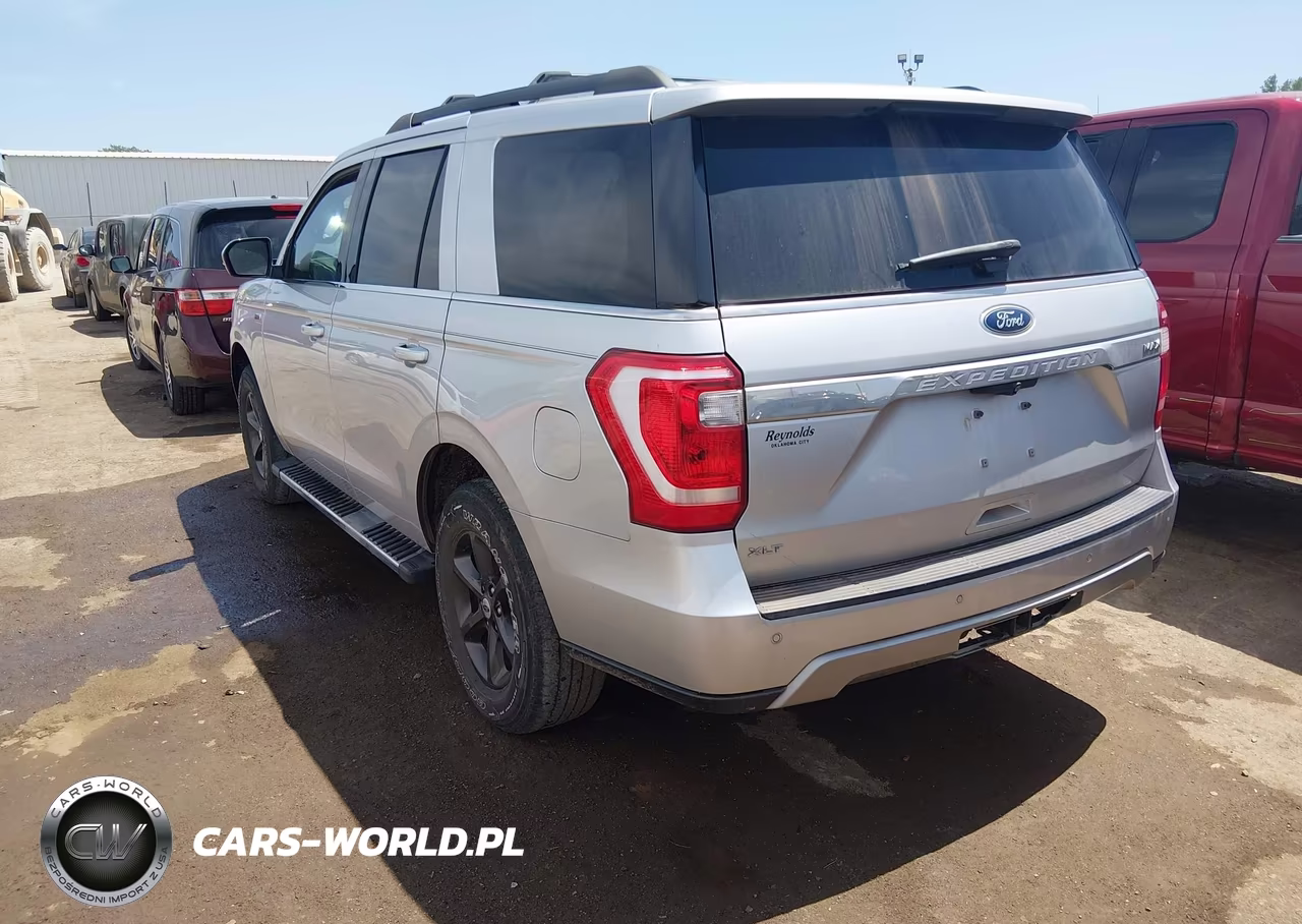 2018 Ford Expedition Xlt VIN:1FMJU1JT1JEA38988 - 3