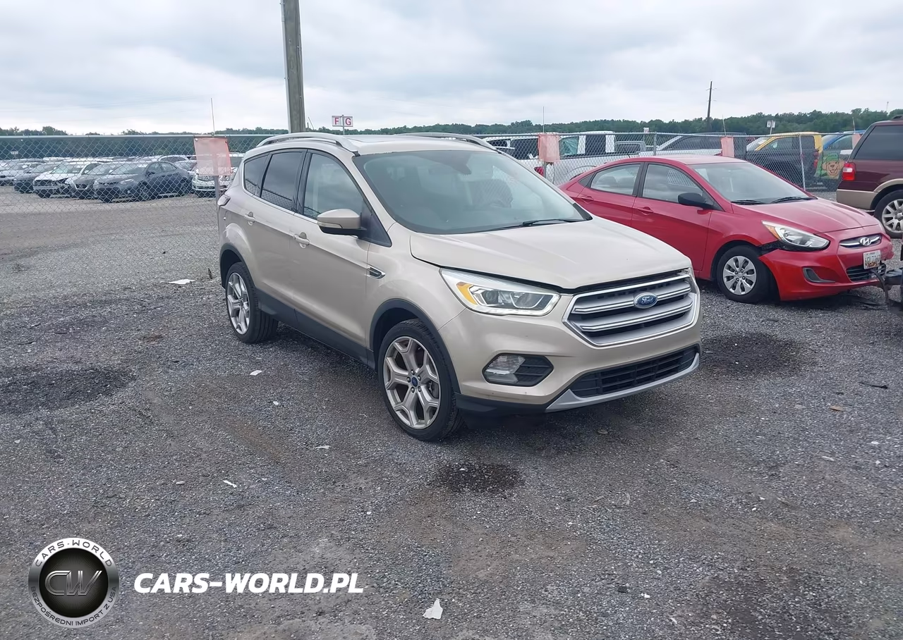 2017 Ford Escape Titanium – zdjęcie 1 z 16