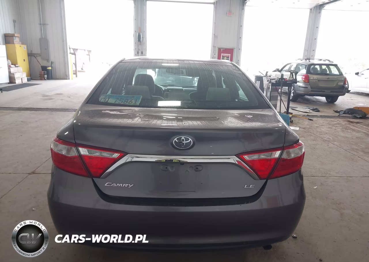 2017 Toyota Camry Le VIN:4T1BF1FK6HU729593 - 16