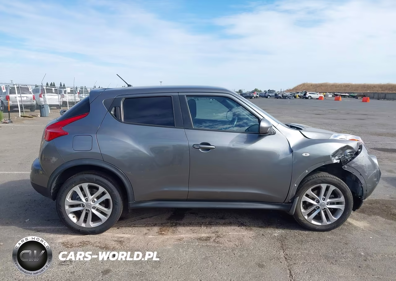 2013 Nissan Juke S VIN:JN8AF5MR1DT213802 - 13