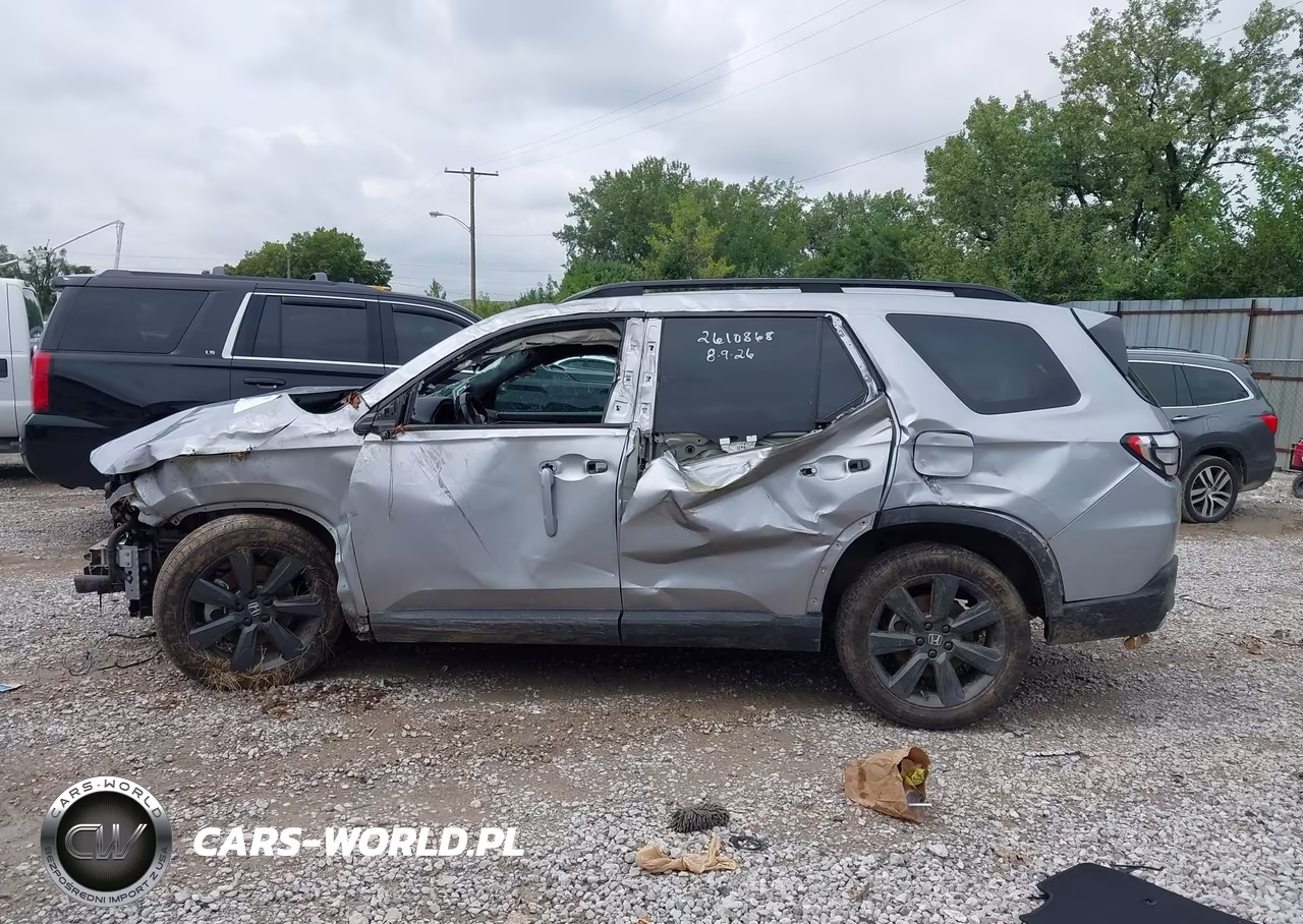 2025 Honda Pilot Sport VIN:5FNYG1H34SB092723 - 14