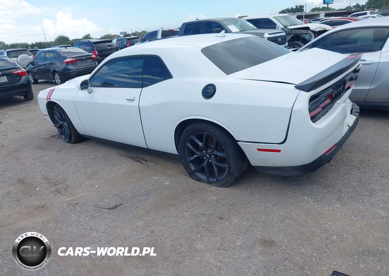 2019 Dodge Challenger Sxt VIN:2C3CDZAG8KH587634 - 3