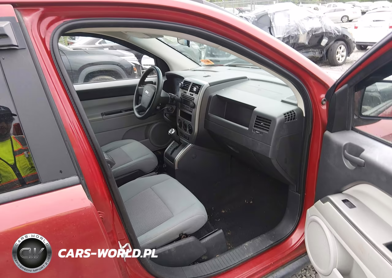 2007 Jeep Compass Sport VIN:1J8FT47017D265942 - 5