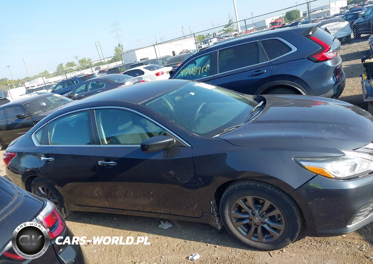 2018 Nissan Altima 2.5 S VIN:1N4AL3AP9JC479727 - 14