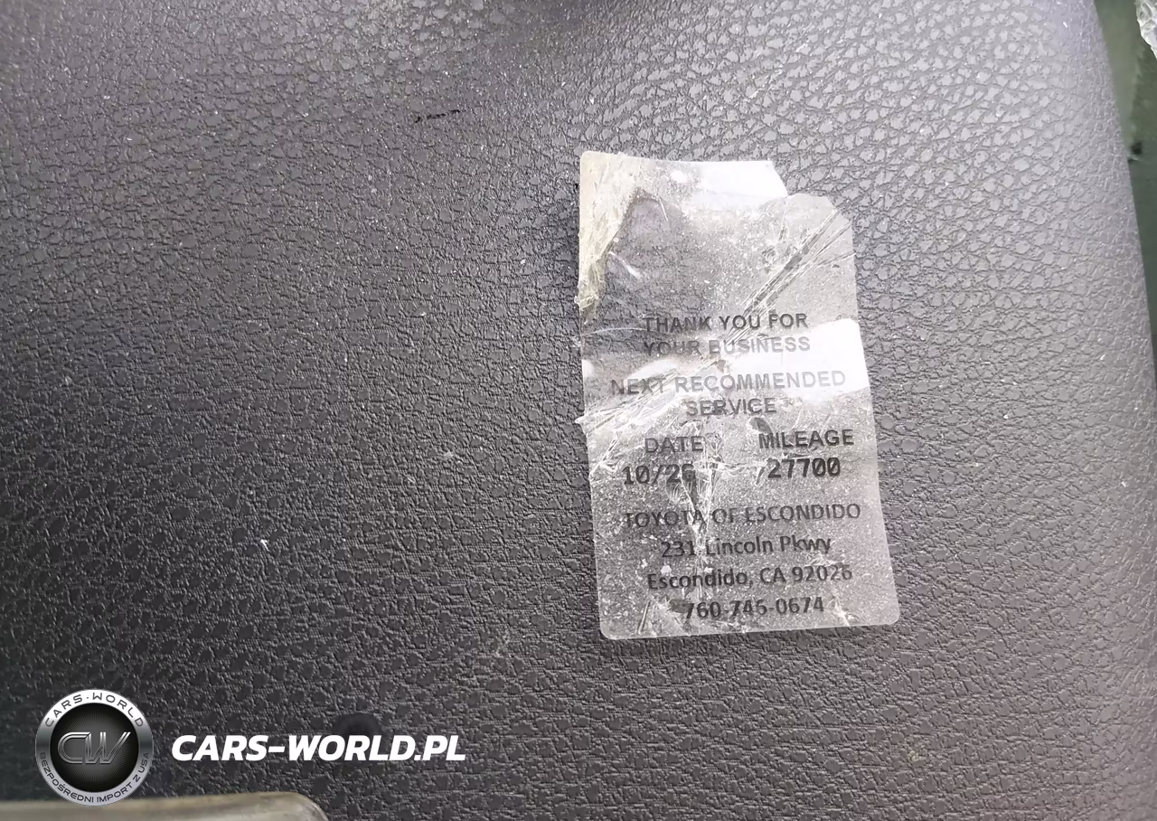 2025 Toyota Camry Le VIN:4T1DAACKXSU204247 - 18
