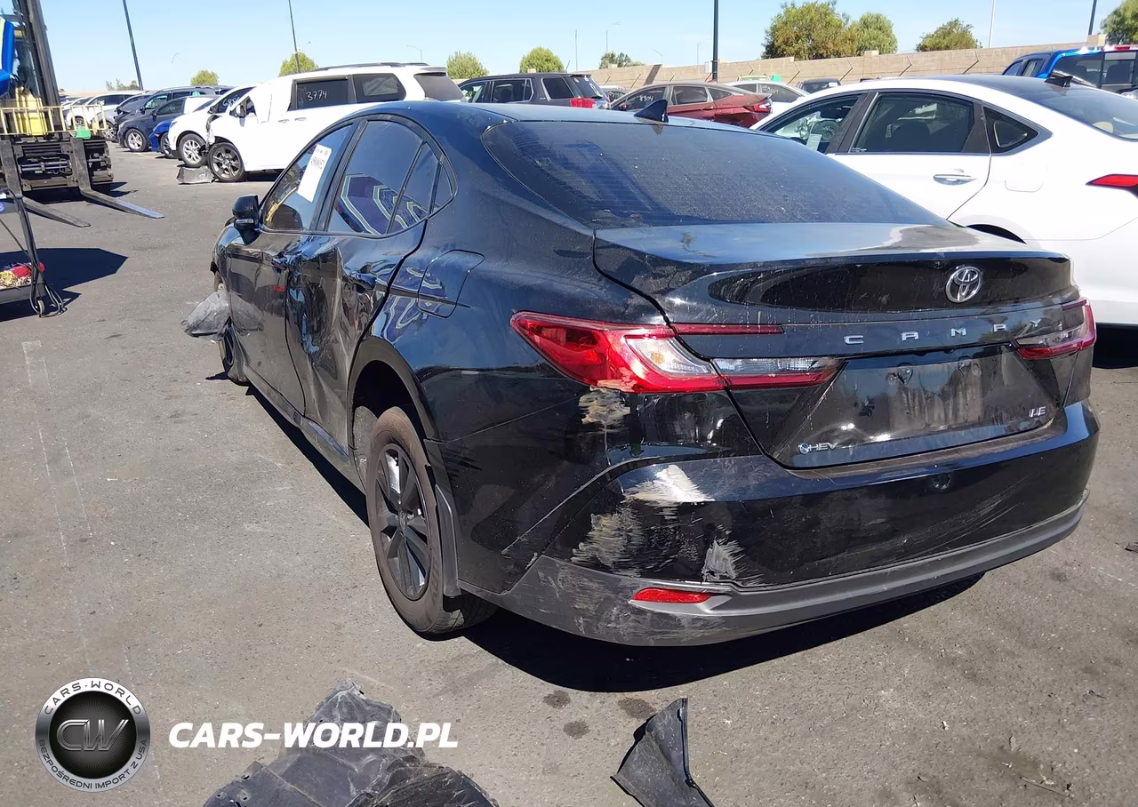2025 Toyota Camry Le VIN:4T1DAACKXSU204247 - 3