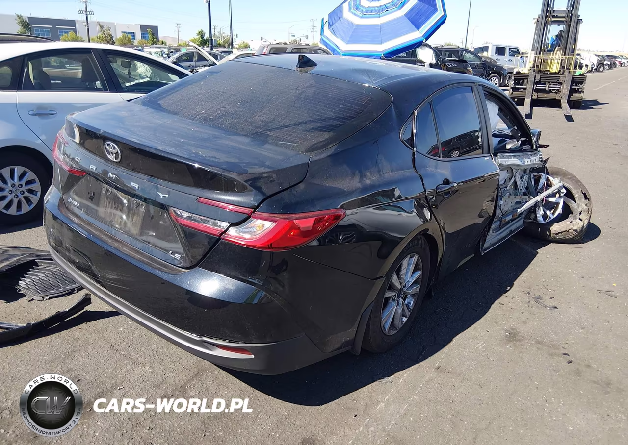2025 Toyota Camry Le VIN:4T1DAACKXSU204247 - 4