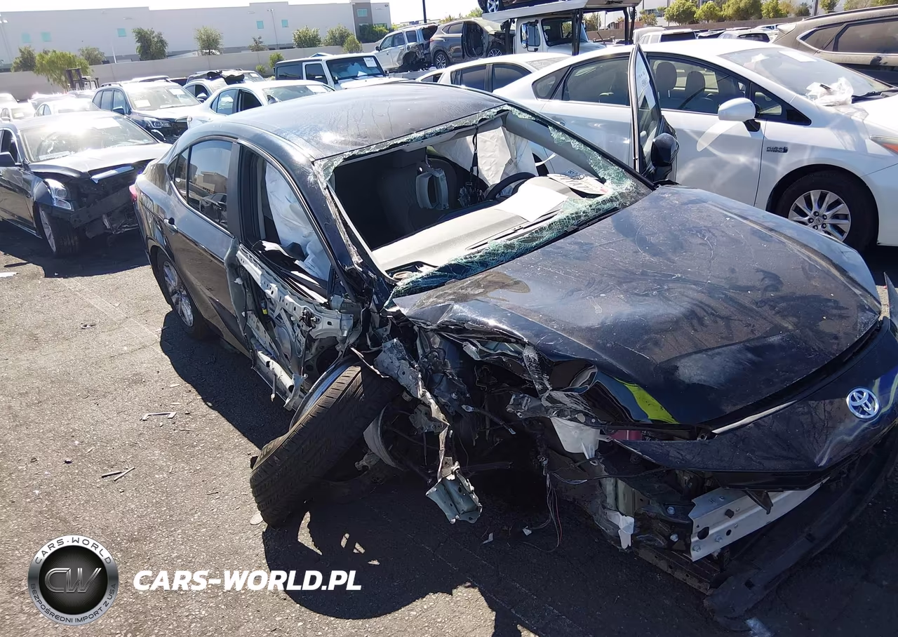 2025 Toyota Camry Le VIN:4T1DAACKXSU204247 - 6