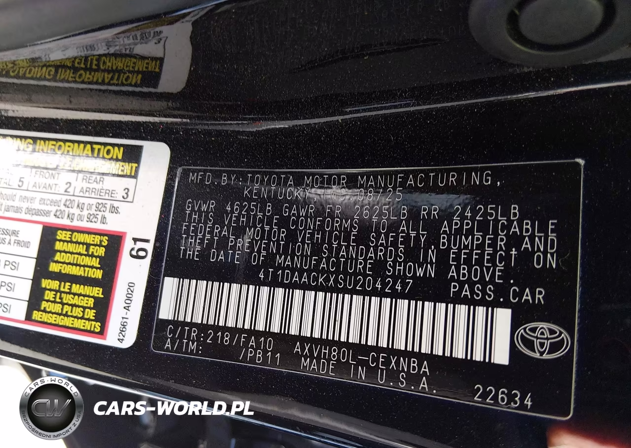 2025 Toyota Camry Le VIN:4T1DAACKXSU204247 - 9