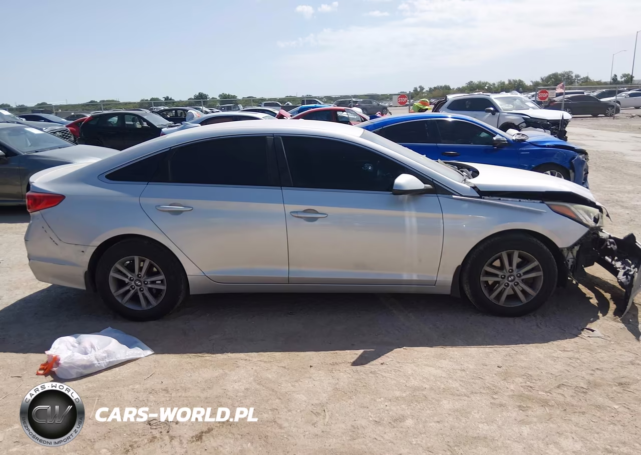 2015 Hyundai Sonata Se VIN:5NPE24AF8FH045855 - 13