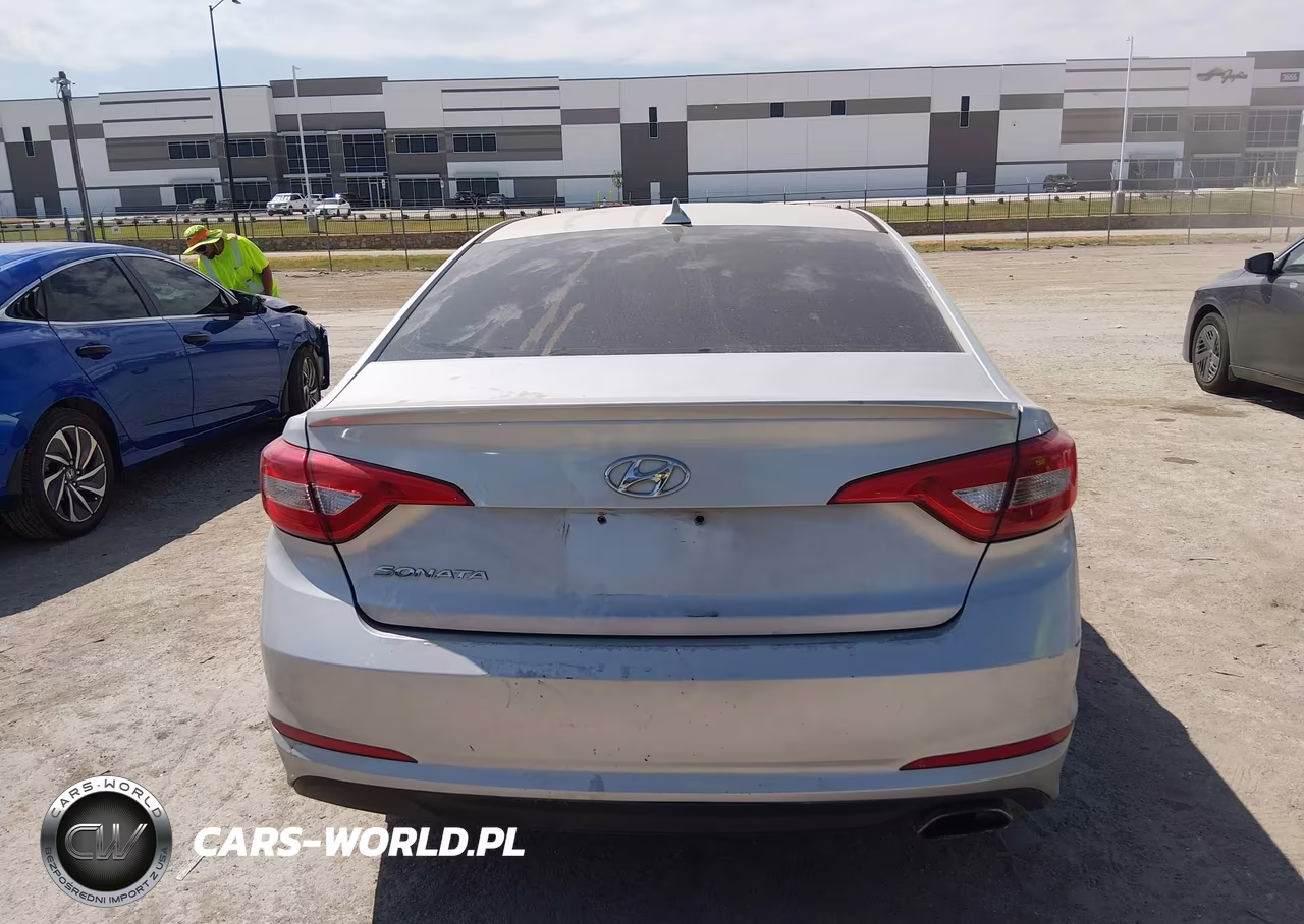 2015 Hyundai Sonata Se VIN:5NPE24AF8FH045855 - 16