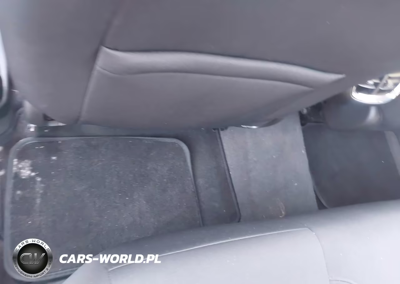 2018 Chevrolet Malibu Lt VIN:1G1ZD5ST6JF113569 - 6