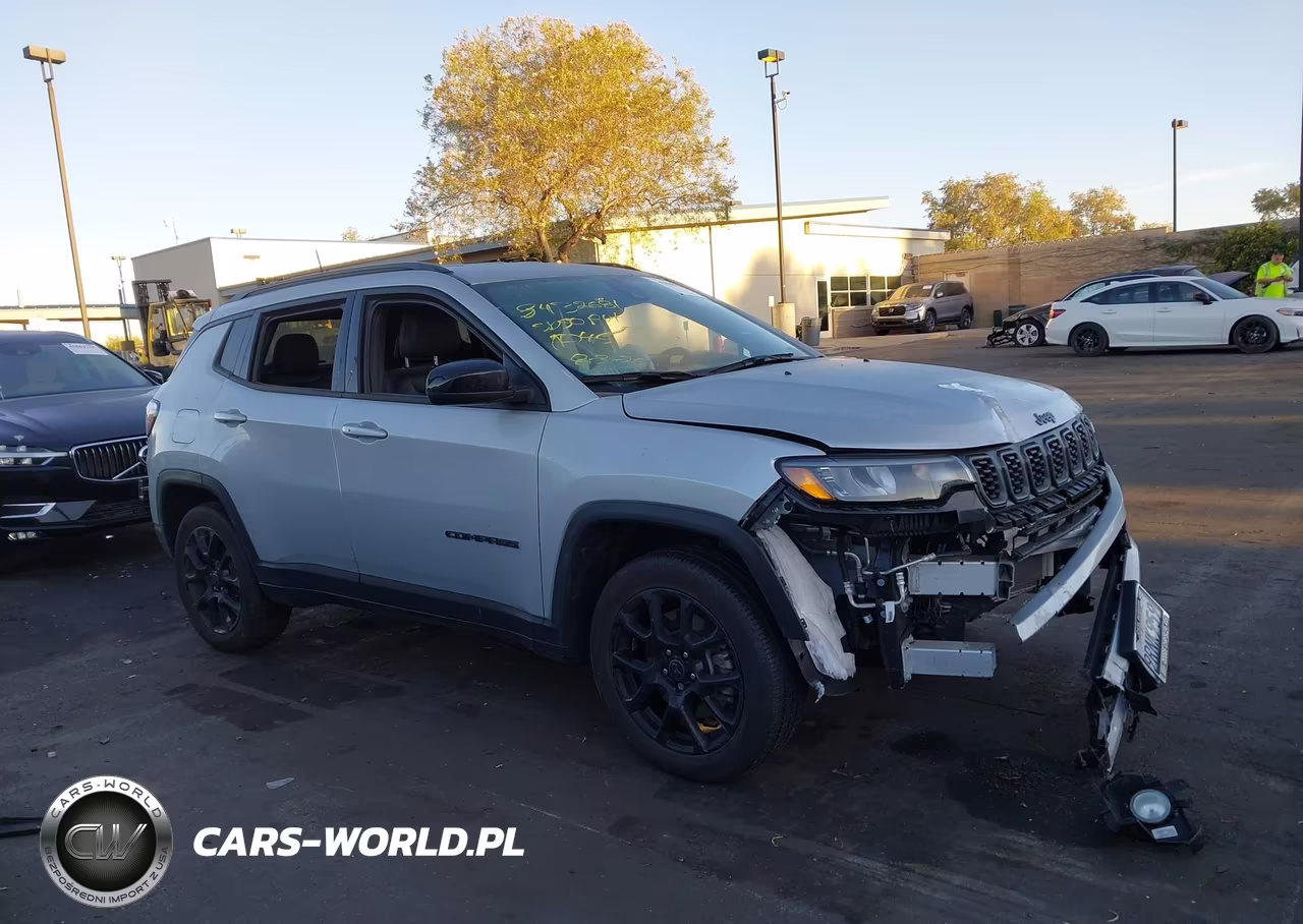 2025 Jeep Compass Latitude 4X4 VIN:3C4NJDBNXST533949 - 14