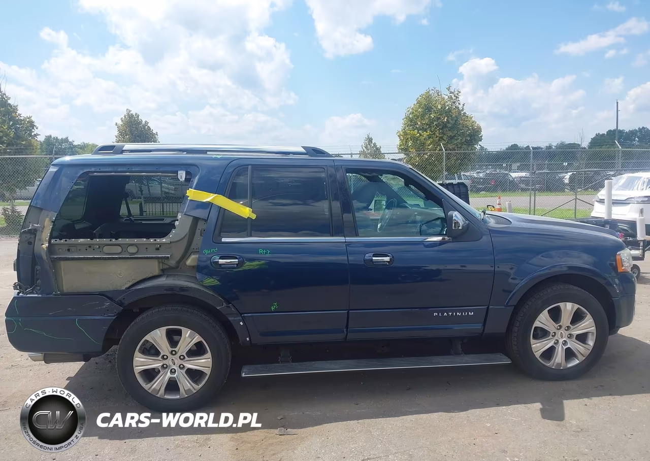 2015 Ford Expedition Platinum VIN:1FMJU1MT9FEF00524 - 14