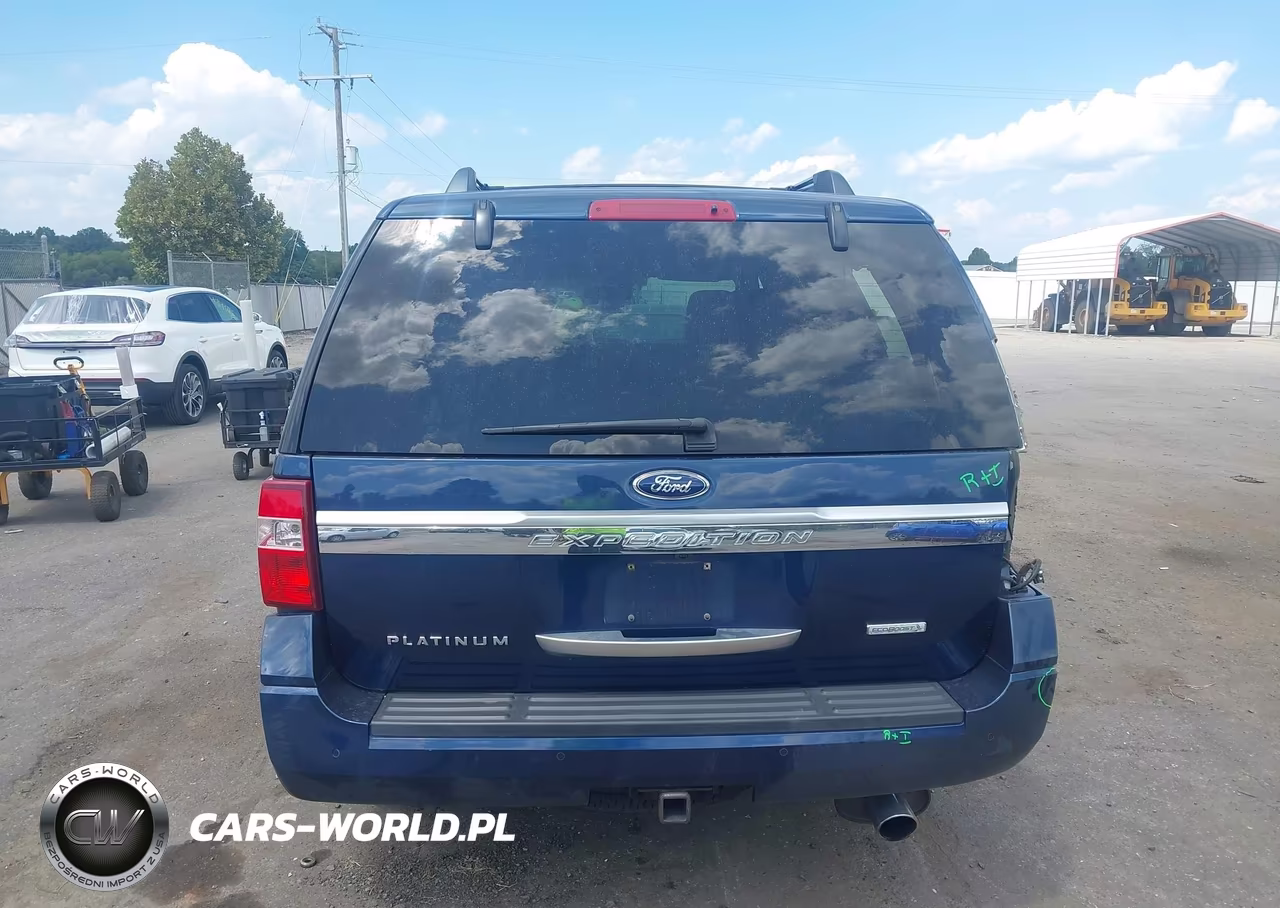 2015 Ford Expedition Platinum VIN:1FMJU1MT9FEF00524 - 17