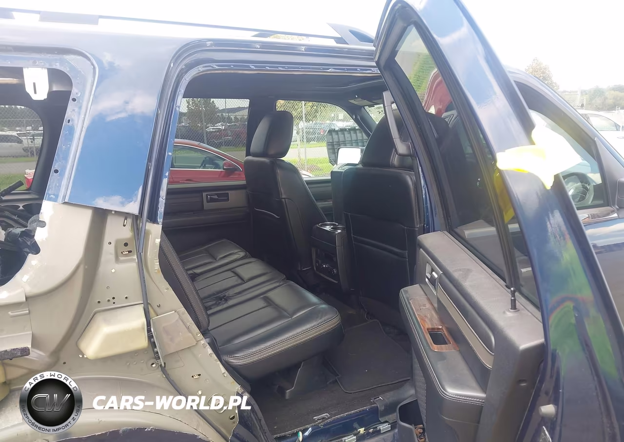 2015 Ford Expedition Platinum VIN:1FMJU1MT9FEF00524 - 8