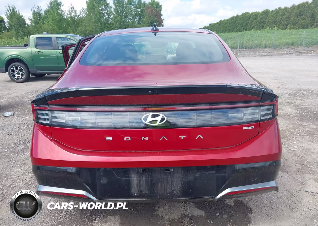 2025 Hyundai Sonata Hybrid Sel VIN:KMHL34JJ7SA112886 - 17
