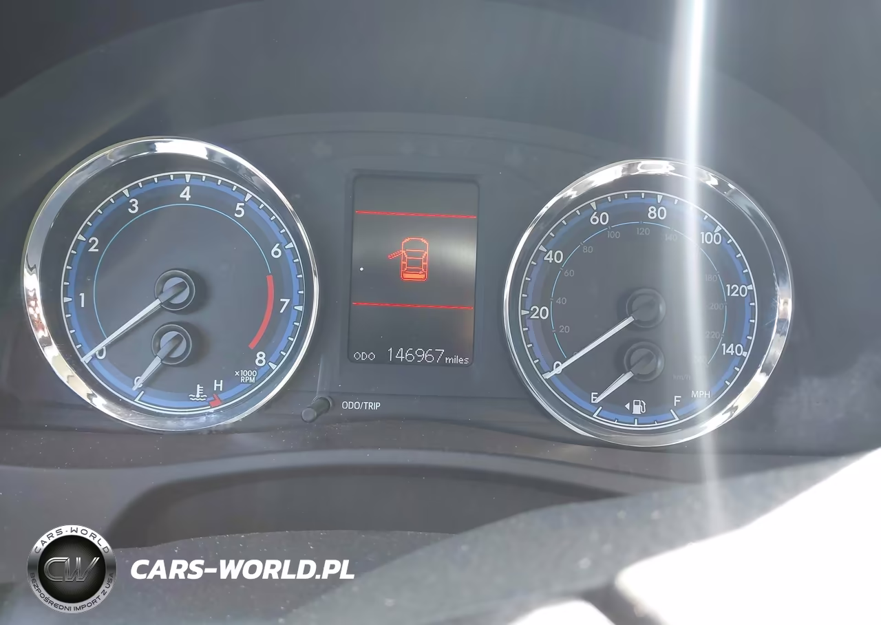 2018 Toyota Corolla Le VIN:5YFBURHE7JP786730 - 15
