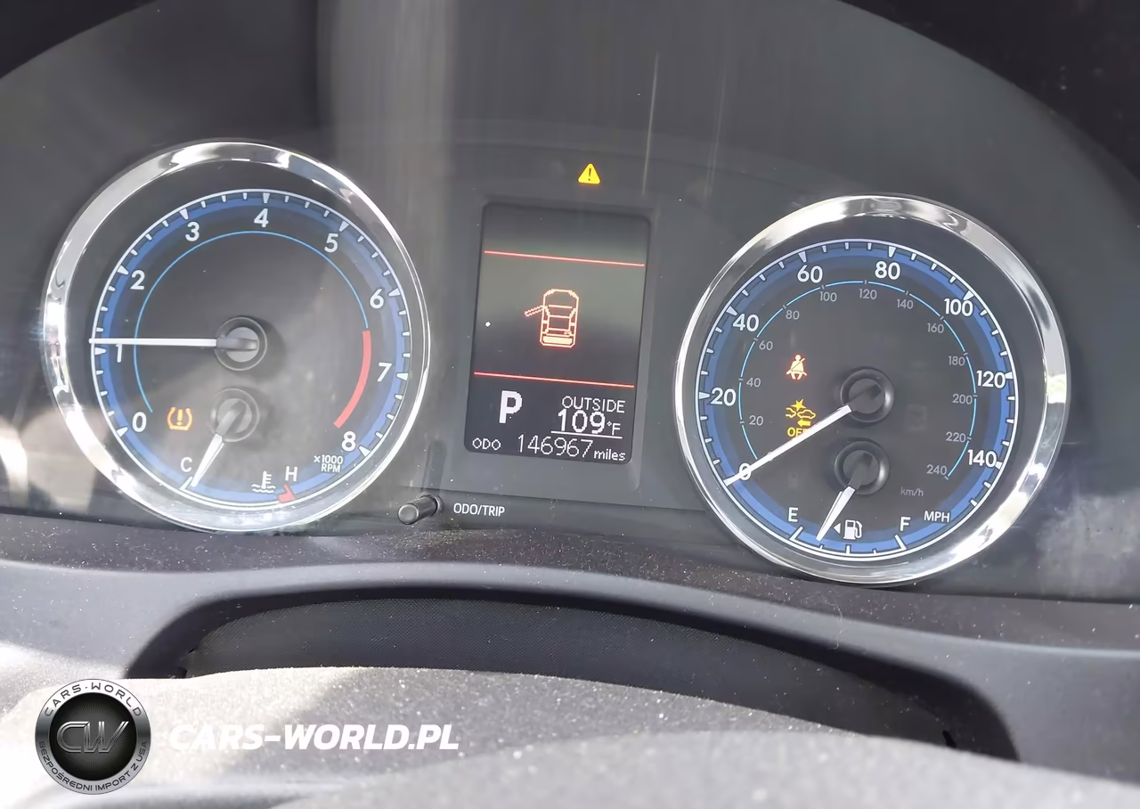 2018 Toyota Corolla Le VIN:5YFBURHE7JP786730 - 7