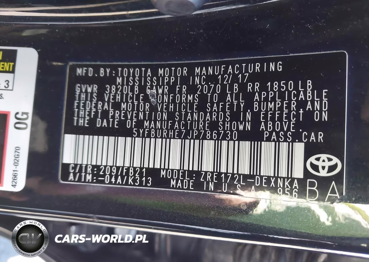 2018 Toyota Corolla Le VIN:5YFBURHE7JP786730 - 9