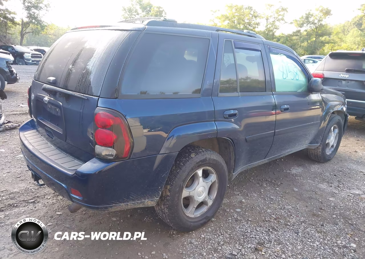 2008 Chevrolet Trailblazer Lt VIN:1GNDT13S082225621 - 4