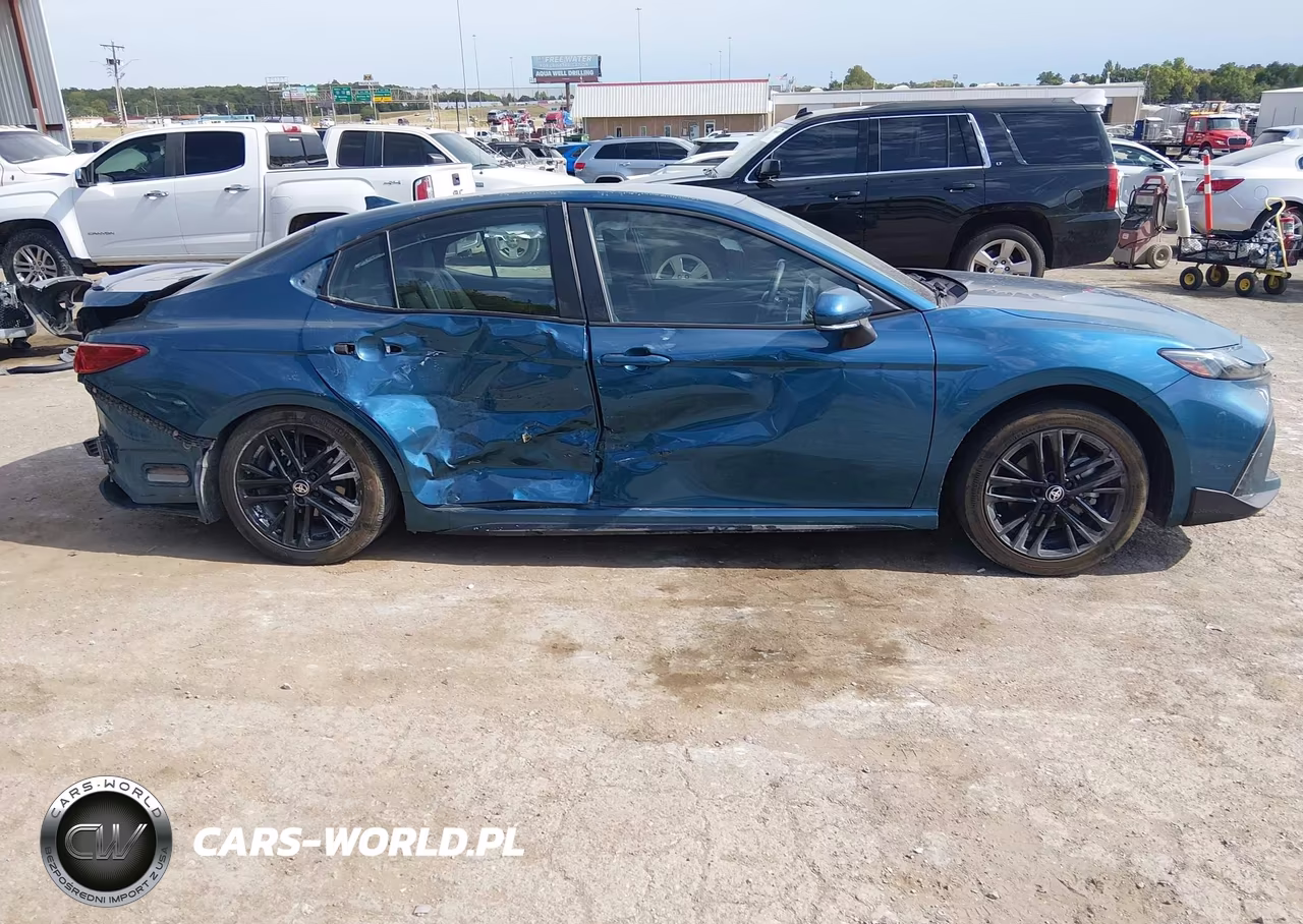 2025 Toyota Camry Se VIN:4T1DAACK2SU553595 - 14