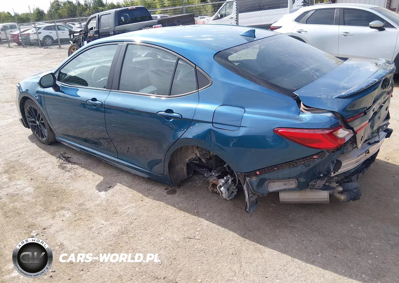 2025 Toyota Camry Se VIN:4T1DAACK2SU553595 - 3