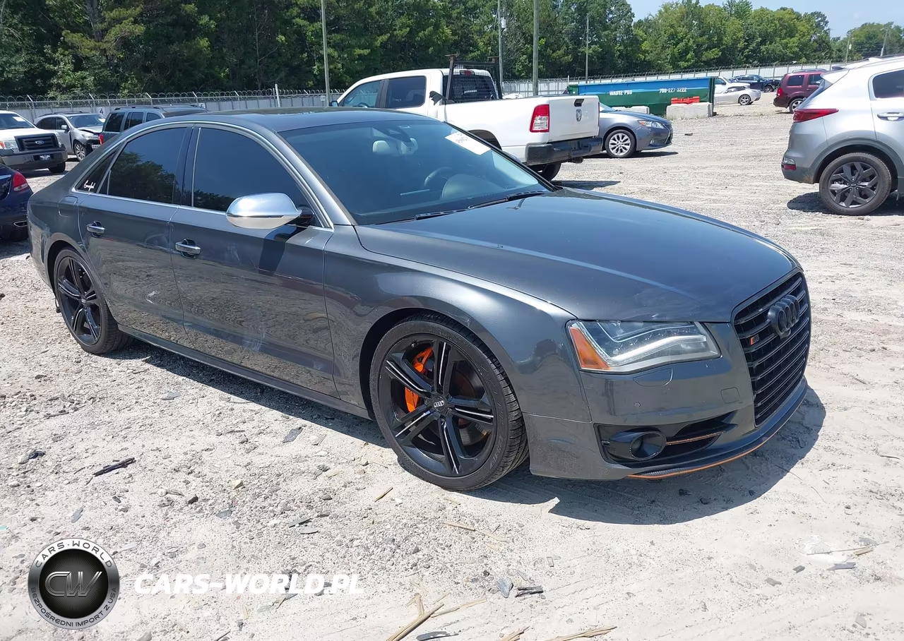 2014 Audi S8 4.0T – zdjęcie 1 z 18