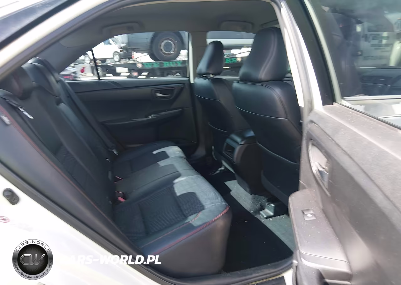 2015 Toyota Camry Se VIN:4T1BF1FK6FU074106 - 8
