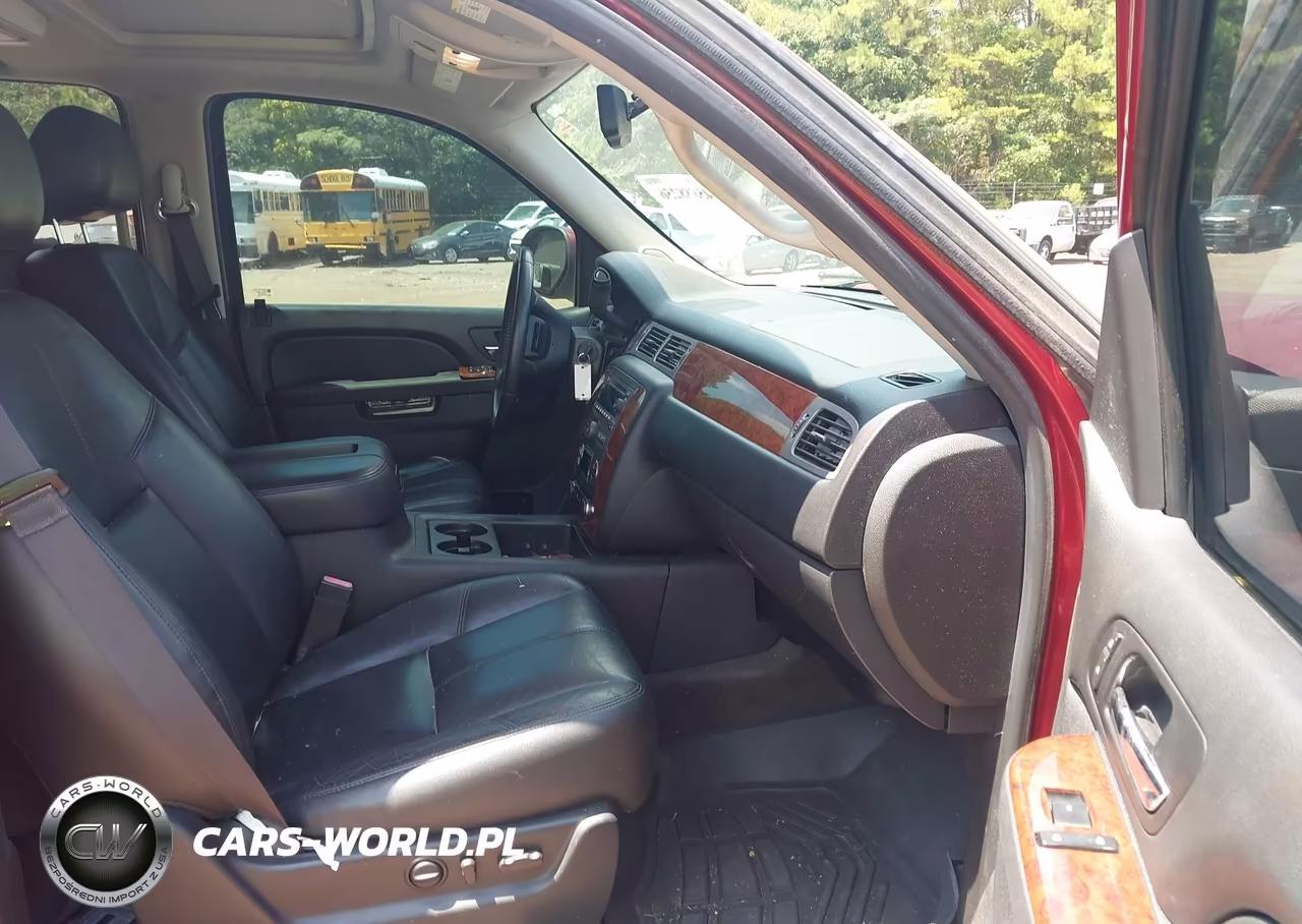 2014 Chevrolet Tahoe Lt VIN:1GNSCBE07ER231217 - 5