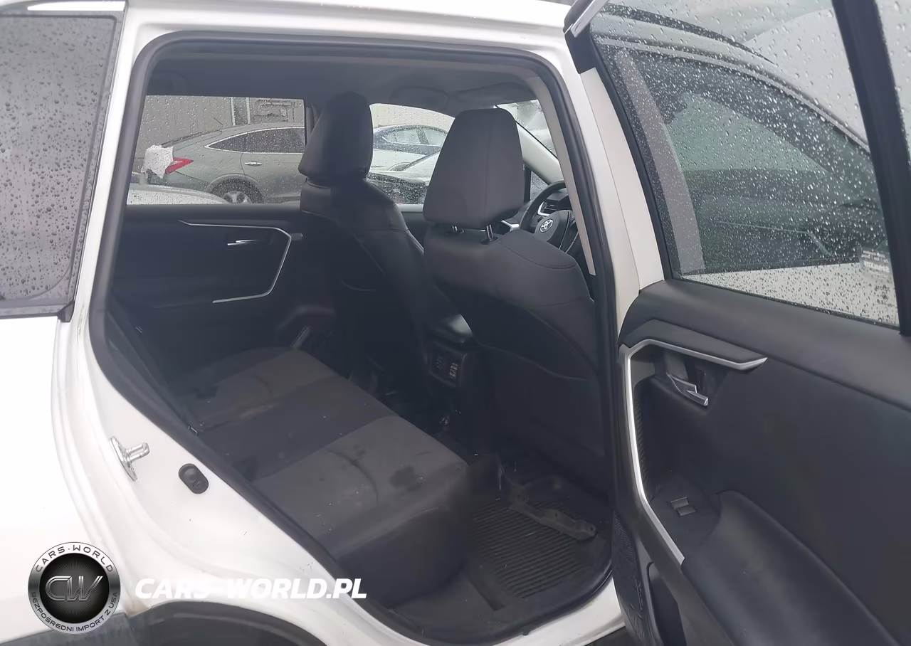 2022 Toyota Rav4 Xle VIN:2T3W1RFV9NW220383 - 8