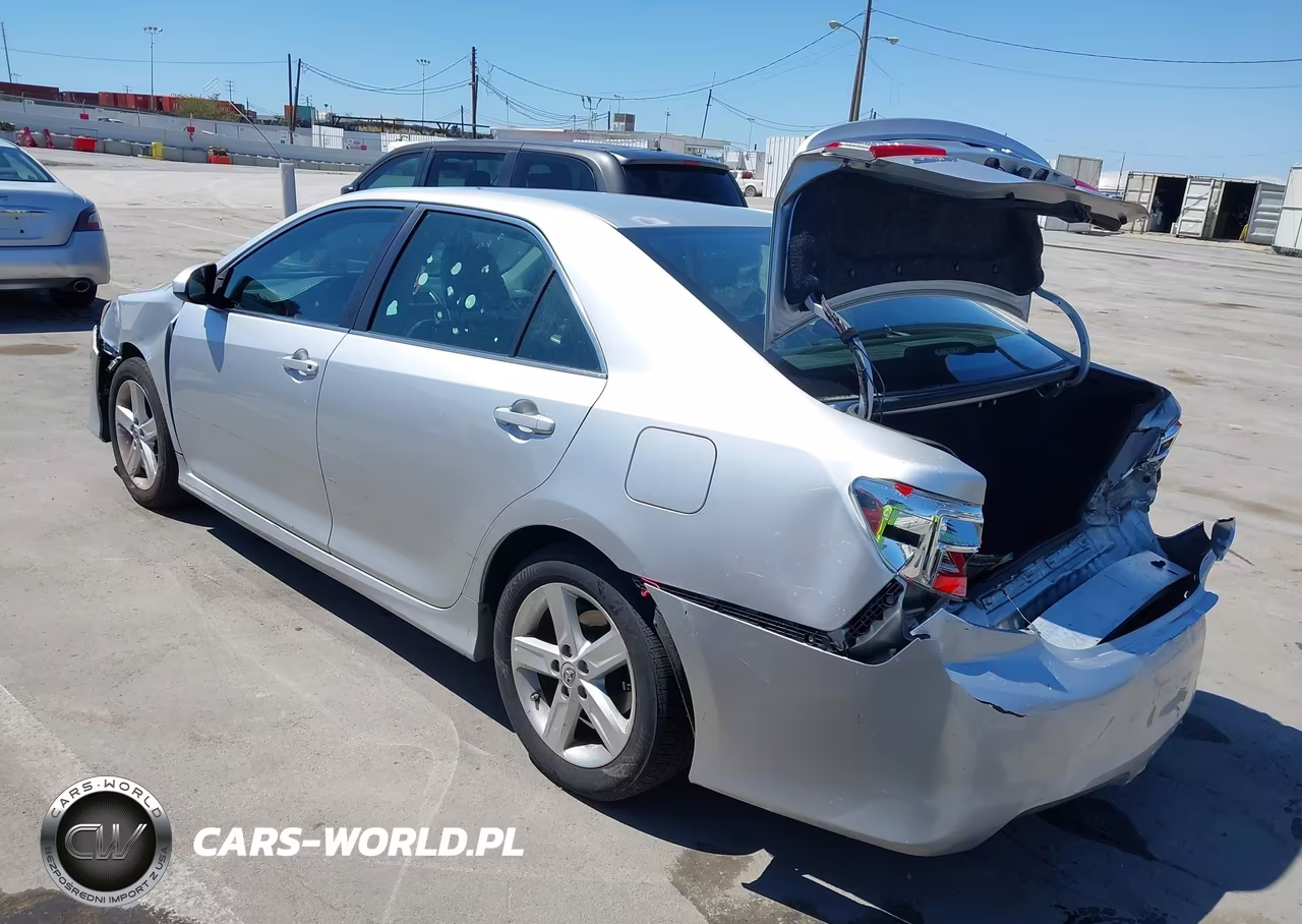 2013 Toyota Camry Se VIN:4T1BF1FK6DU677070 - 3