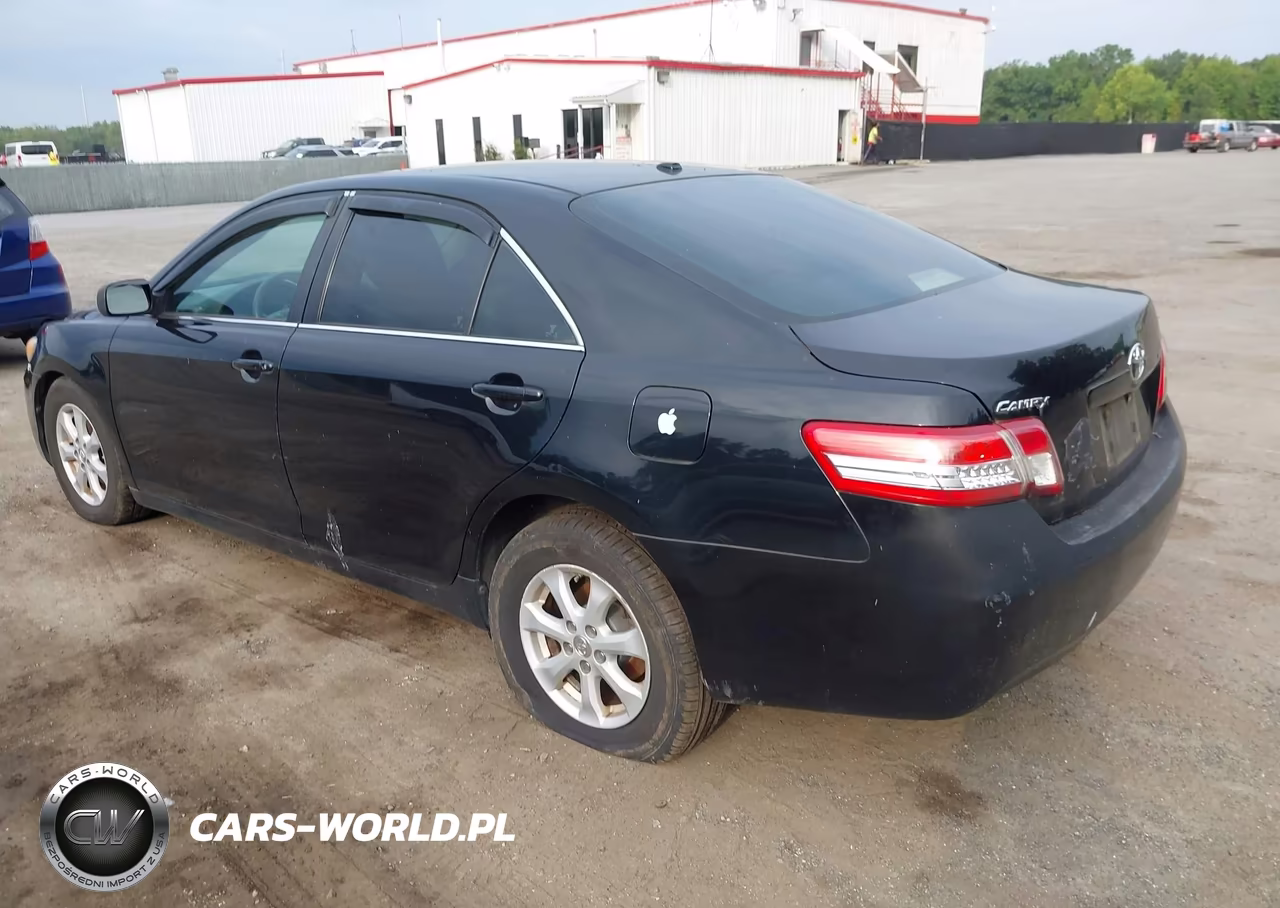 2011 Toyota Camry Le VIN:4T1BF3EK7BU758167 - 3