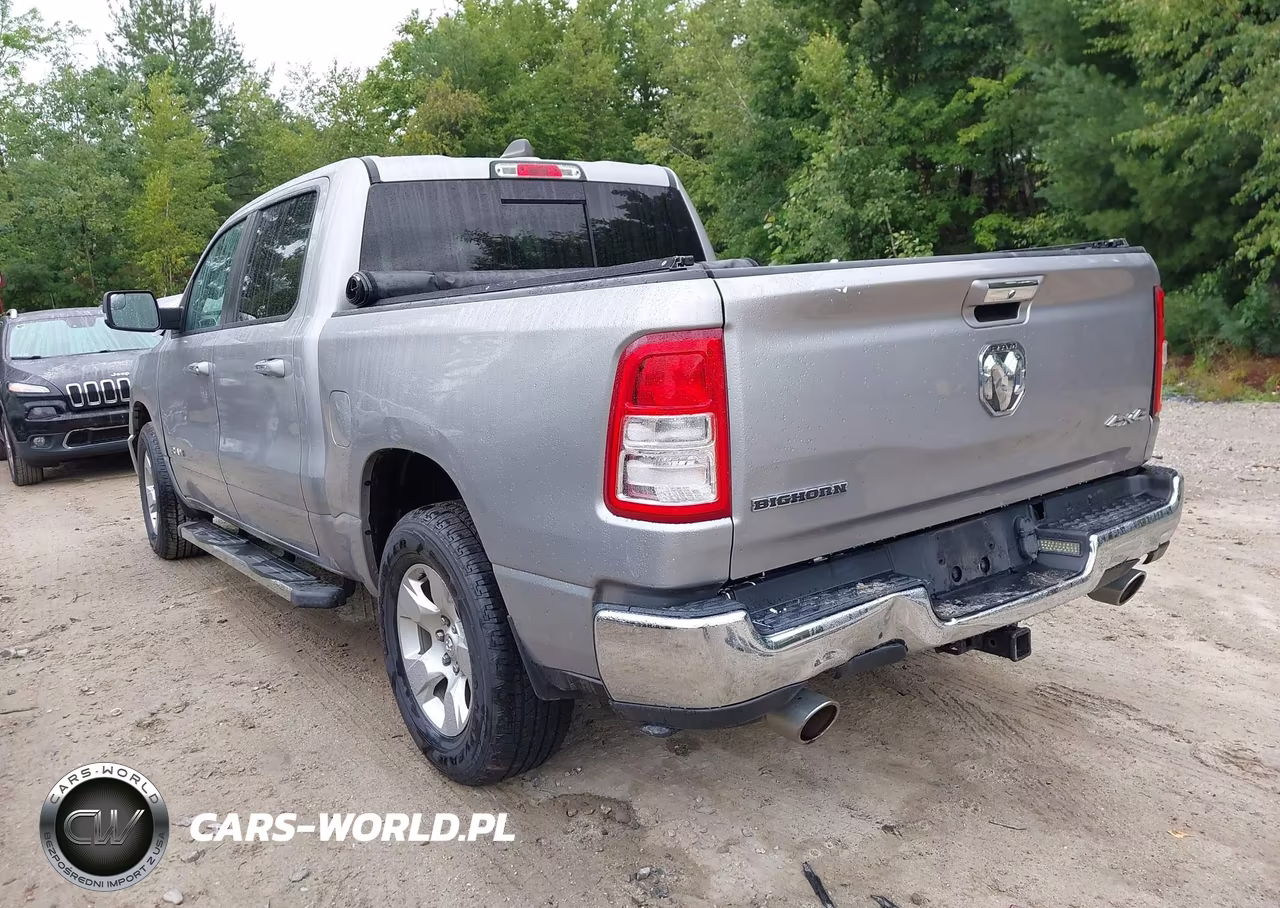2019 Ram 1500 Big Horn VIN:1C6SRFFT9KN834316 - 3