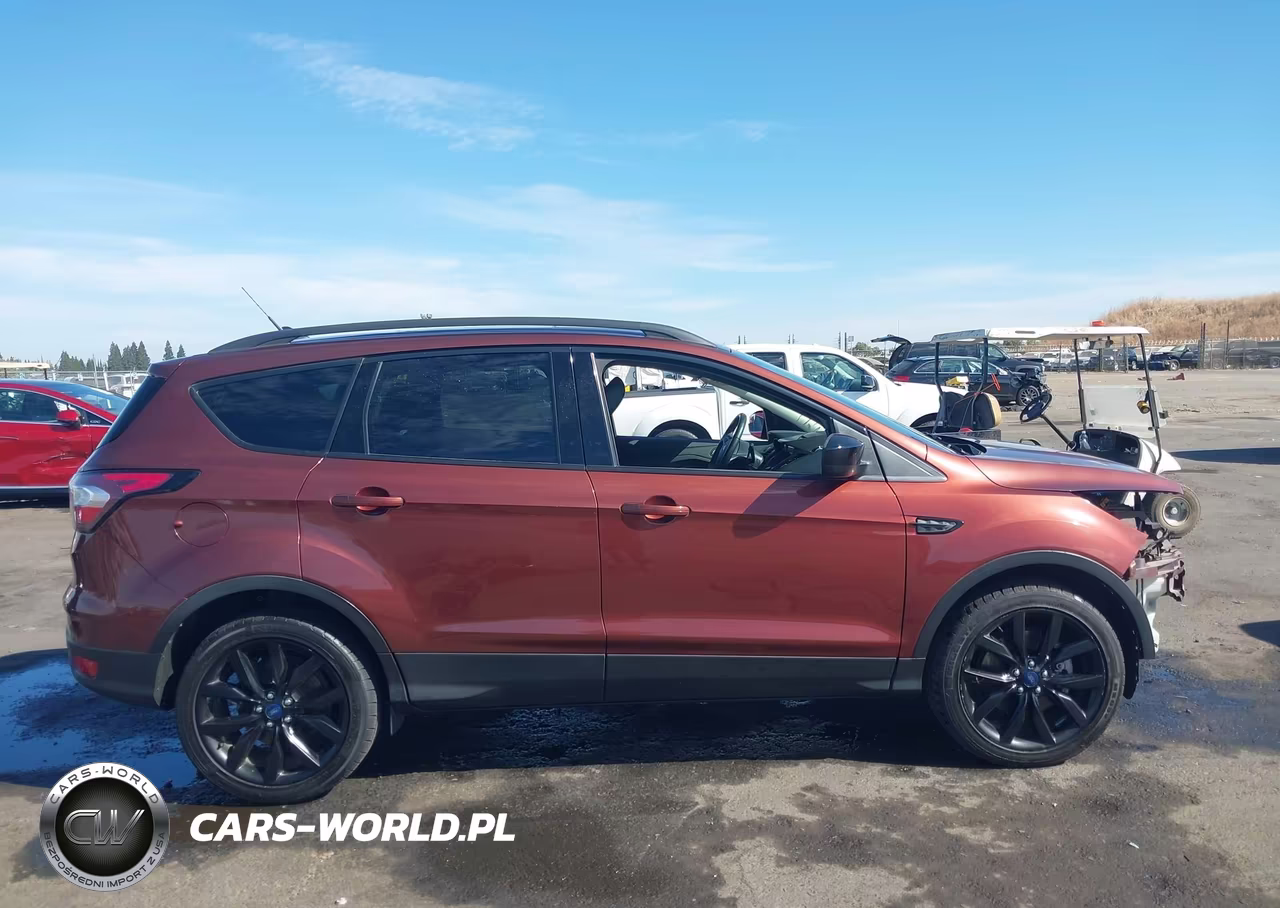 2018 Ford Escape Se VIN:1FMCU9GD5JUA92274 - 13
