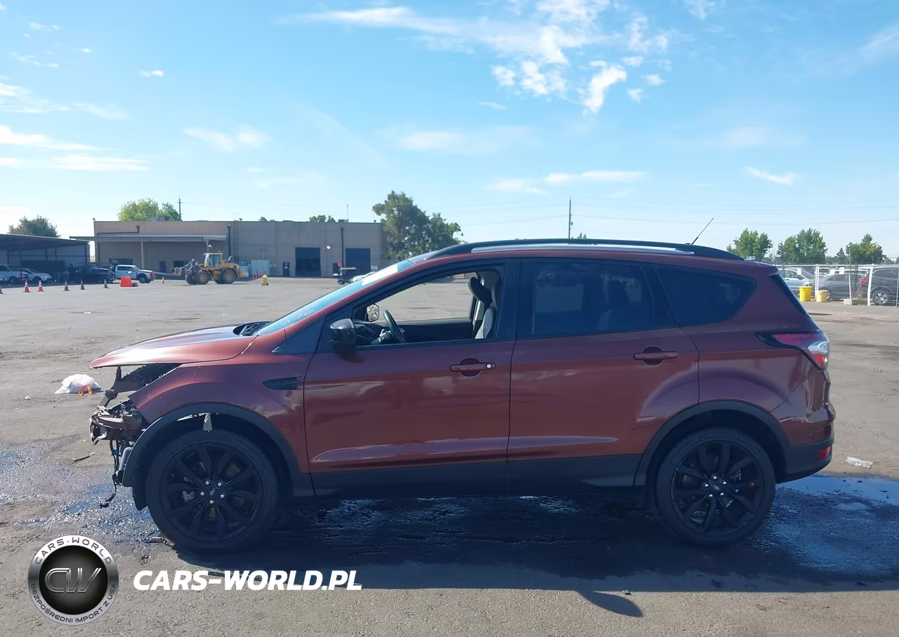 2018 Ford Escape Se VIN:1FMCU9GD5JUA92274 - 14