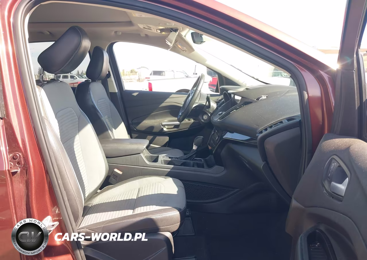 2018 Ford Escape Se VIN:1FMCU9GD5JUA92274 - 5