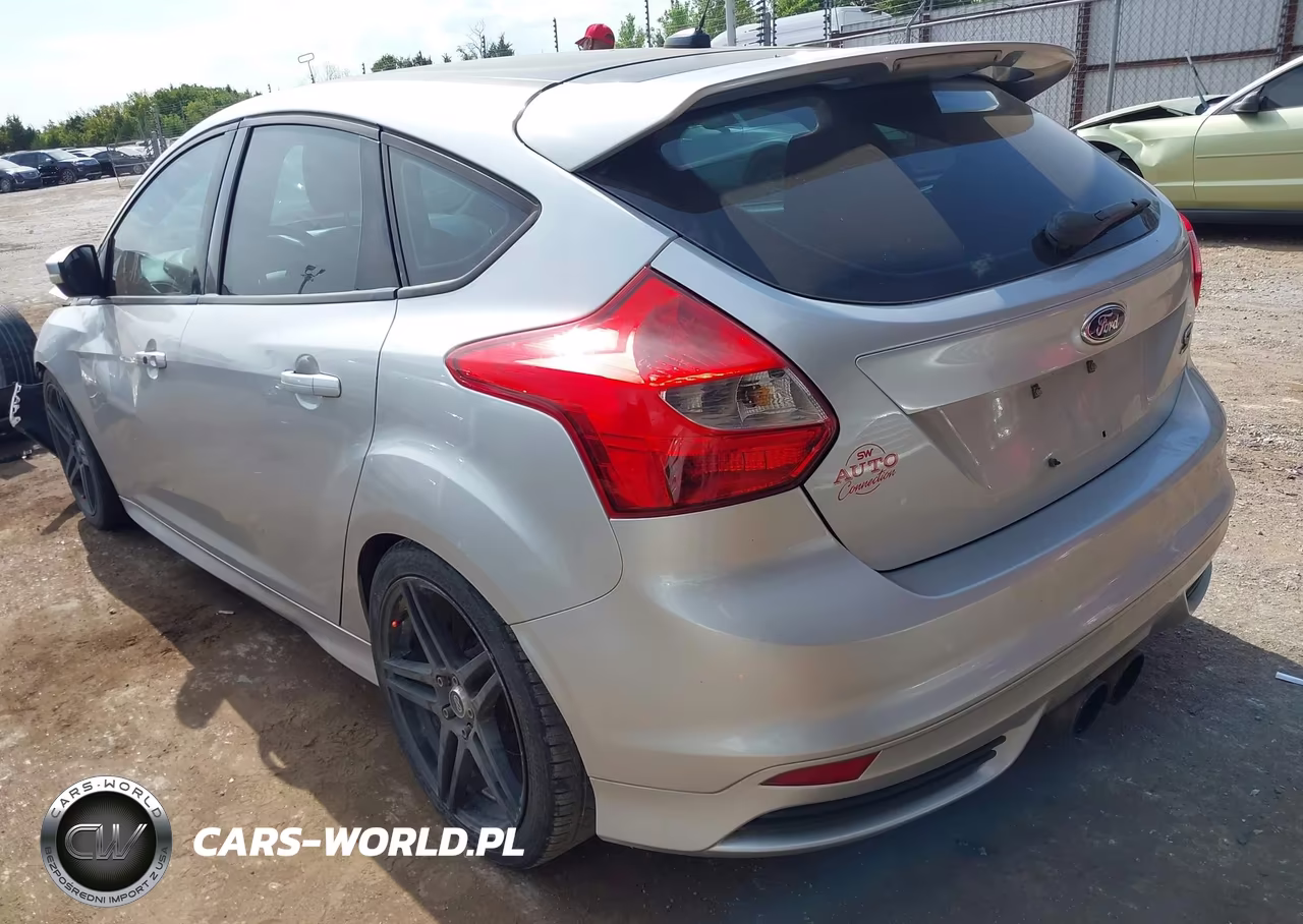 2013 Ford Focus St VIN:1FADP3L99DL352318 - 3