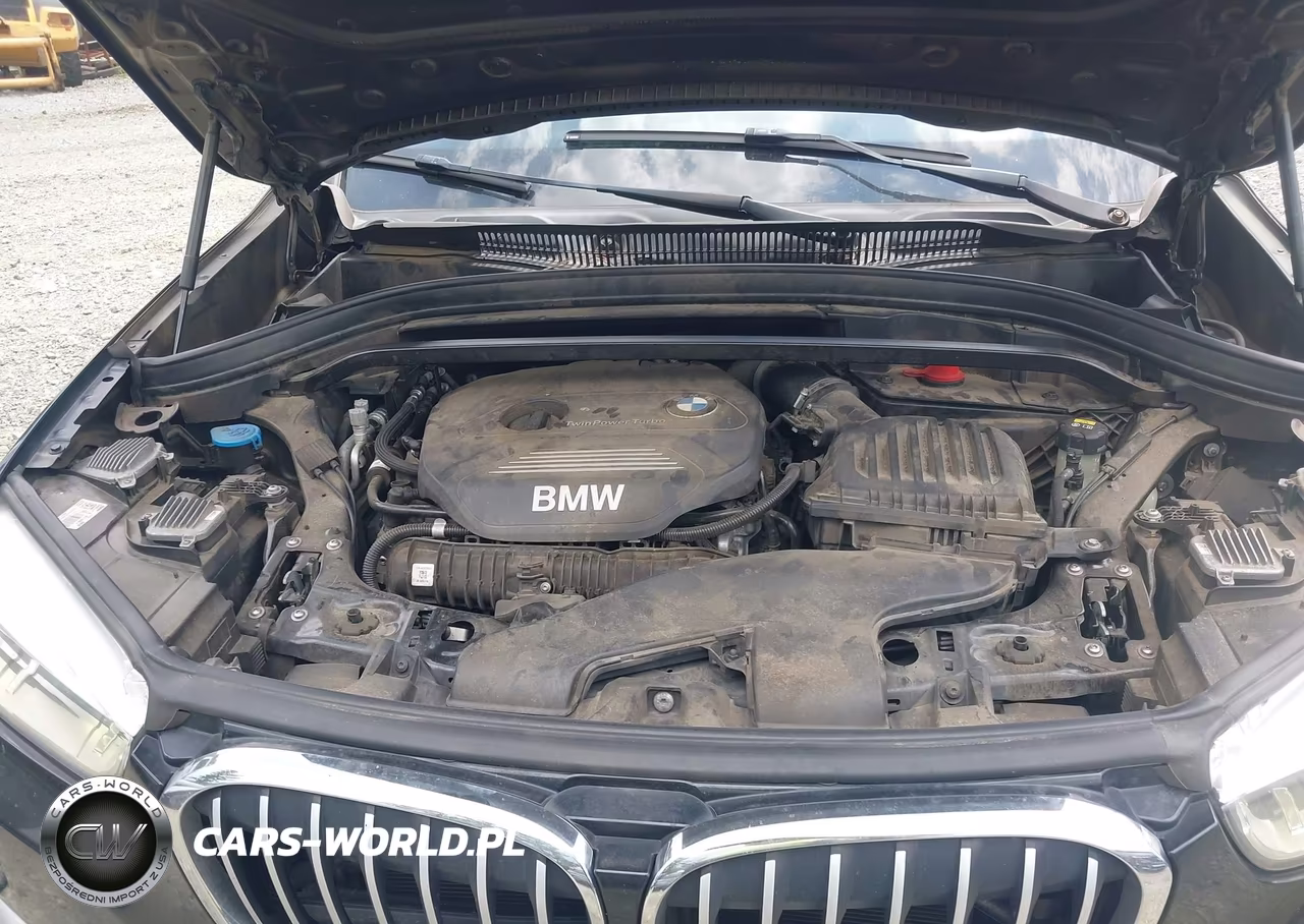 2018 BMW X1 Sdrive28I VIN:WBXHU7C36J5H40247 - 10